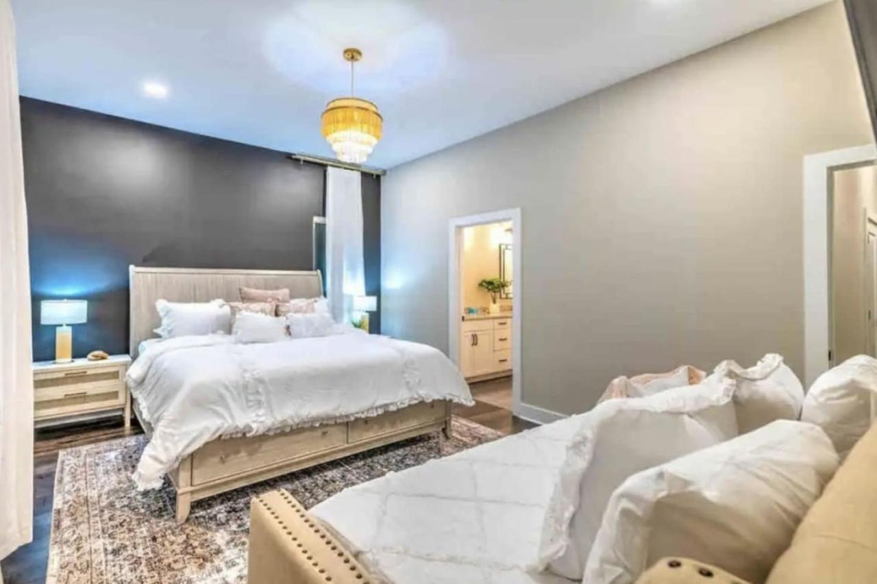 Luxury Four-Story Home, Rooftop Deck With Views, Pingpong! Sleeps 12! Нашвілл Екстер'єр фото
